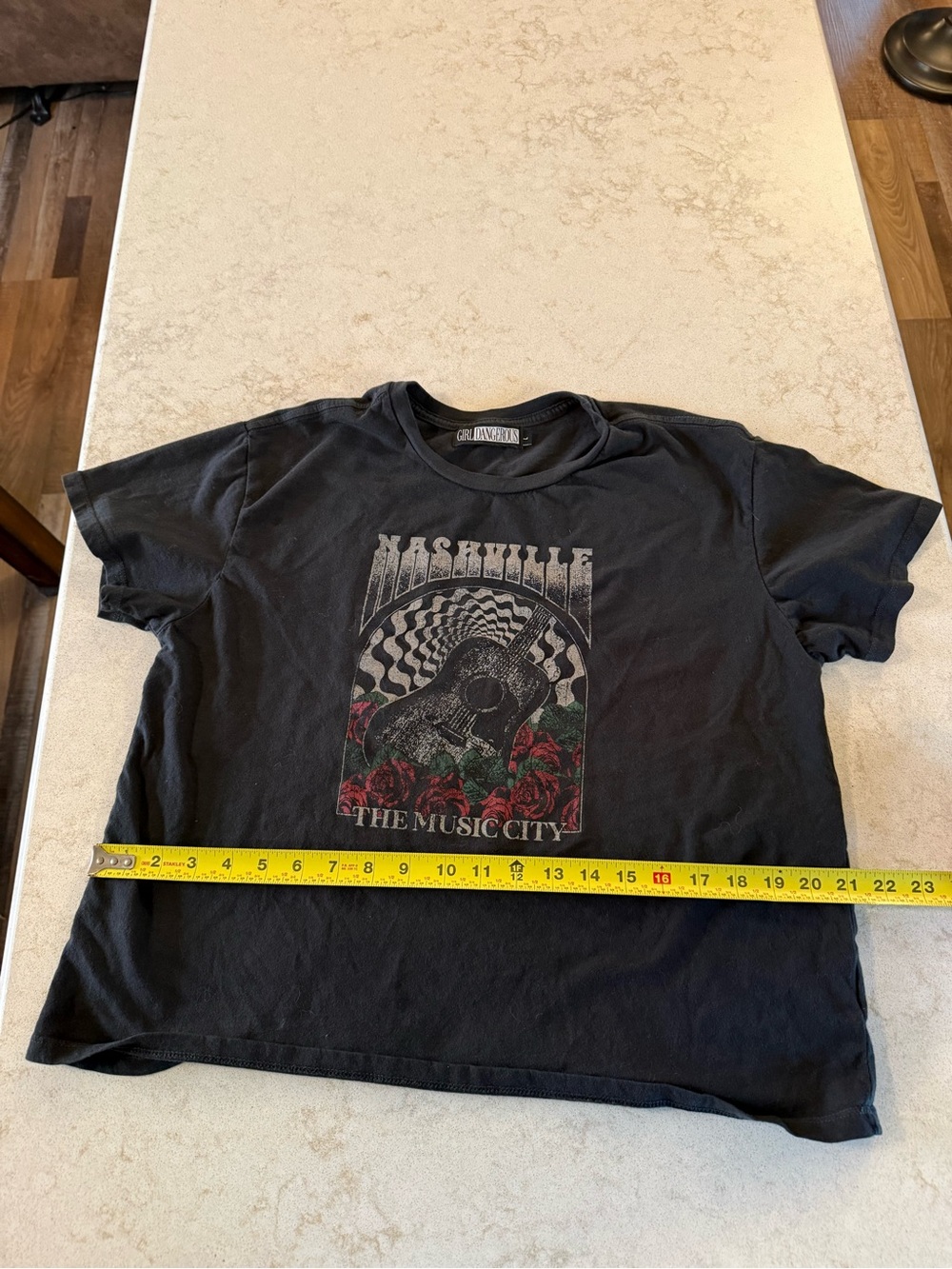 Nashville Graphic Tee - Black - Large